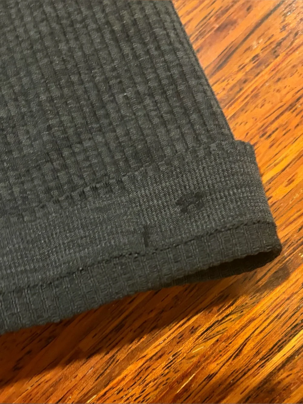 Lululemon Ebb to Street Tank Top black size 8 with pads EUC